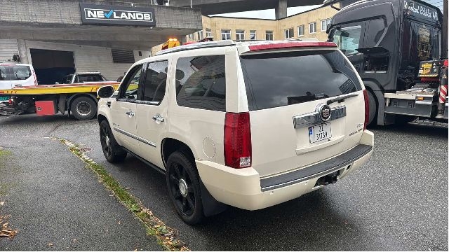 Cadillac Escalade 2007-2014 (GMT 900) (GMT 900), Motorkode: 8, Girkassekode: