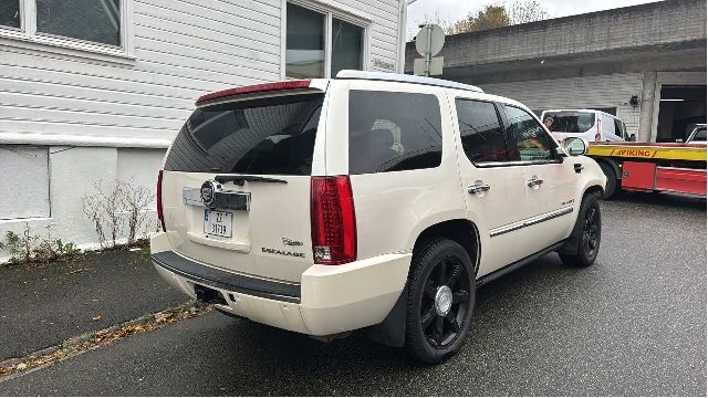 Cadillac Escalade 2007-2014 (GMT 900) (GMT 900), Motorkode: 8, Girkassekode: