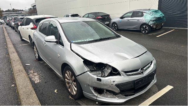 Opel Astra J 2010-2015 , Motorkode: A14NEL, Girkassekode: