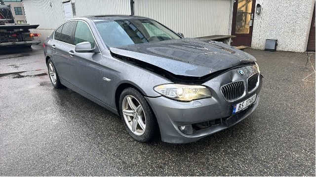 BMW 5-Serie 2010-2017 (F10/F11) (F10/F11), Motorkode: N47-D20C, Girkassekode: 