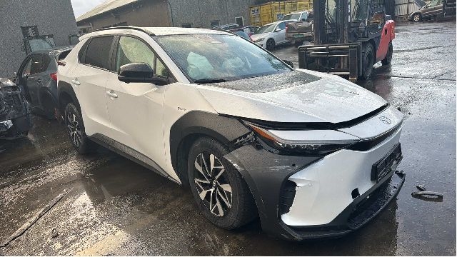 Toyota bZ4X 2022-->> , Motorkode: , Girkassekode: 