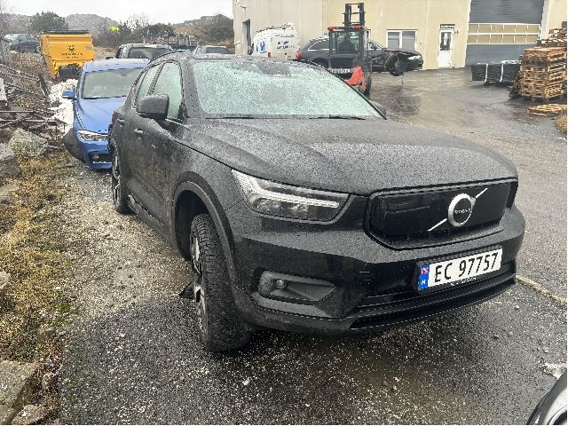 Volvo XC40 2018-2024 , Motorkode: E400V6, Girkassekode: 