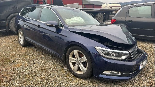 VW Passat 2015-2019 (Fase 1) (B8) (B8), Motorkode: DFGA, Girkassekode: UAX