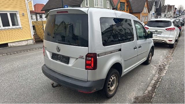 VW Caddy 2015-2020 (Type III, Fase 3) , Motorkode: DFSB, Girkassekode: SXN