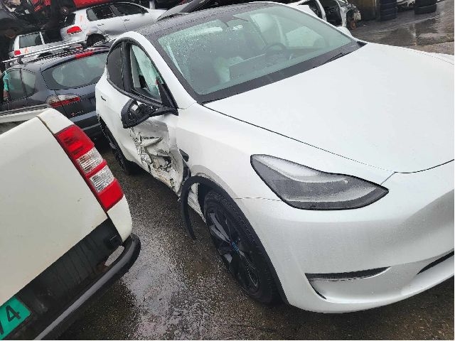 Tesla Model Y 2021-2024 (Type I) , Motorkode: 3DU, Girkassekode: 