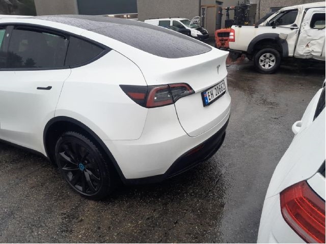 Tesla Model Y 2021-2024 (Type I) , Motorkode: 3DU, Girkassekode: 