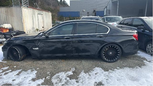 BMW 7-Serie 2009-2015 (F01/F02/F03/F04) (F01/F02/F03/F04), Motorkode: N57-D30A, Girkassekode: 