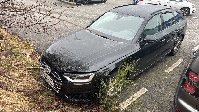 Audi A4 2020-->> (Type V, Fase 2) (B9) (B9), Motorkode: DLVB, Girkassekode: TFE