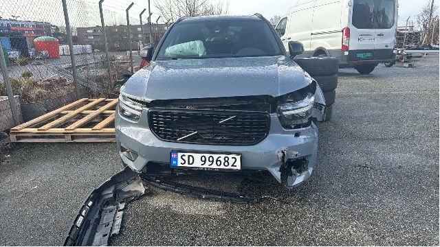 Volvo XC40 2018-2024 , Motorkode: B3154T5, Girkassekode: 