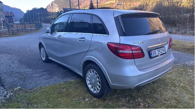 Mercedes B-Klasse 2011-2018 (W246) (W246), Motorkode: EM780.990, Girkassekode: 