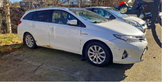 Toyota Auris 2015-2019 (Type II, Fase 2) , Motorkode: 2ZR-FXE, Girkassekode: 