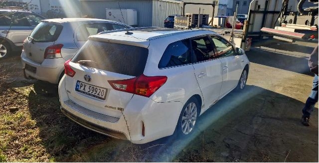 Toyota Auris 2015-2019 (Type II, Fase 2) , Motorkode: 2ZR-FXE, Girkassekode: 