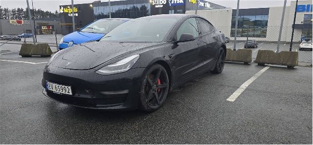 Tesla Model 3 2018-2023 (Fase 1) , Motorkode: 3D3, Girkassekode: 