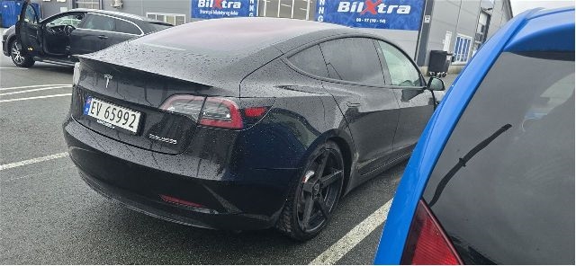 Tesla Model 3 2018-2023 (Fase 1) , Motorkode: 3D3, Girkassekode: 