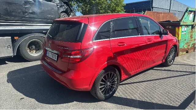 Mercedes B-Klasse 2011-2018 (W246) (W246), Motorkode: EM780.990, Girkassekode: 