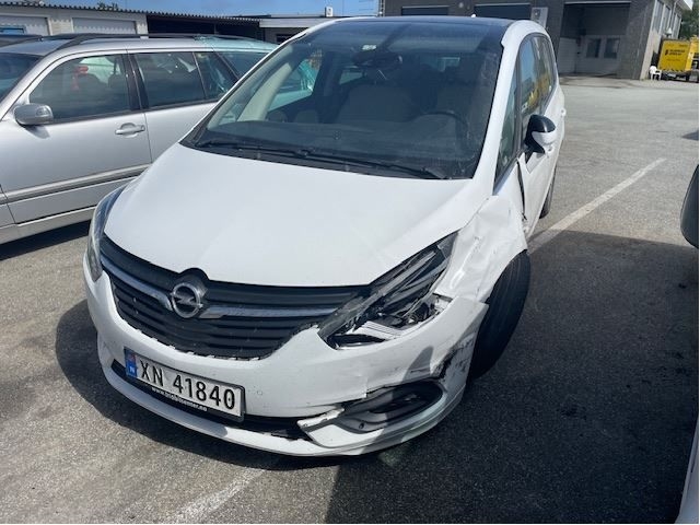 Opel Zafira Tourer 2012-2018 , Motorkode: B20DTH, Girkassekode: 