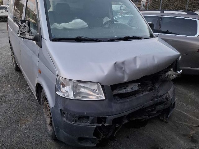 VW Transporter / Caravelle 2003-2009 (Fase 1) (T5) (T5), Motorkode: BRS, Girkassekode: JQT