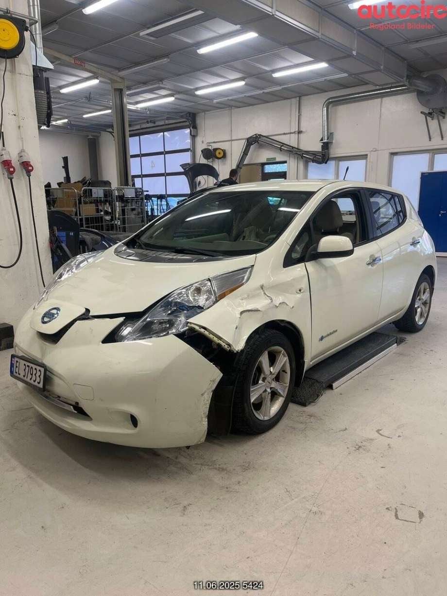 Nissan Leaf 2011-2017 (Type I) , Motorkode: EM61, Girkassekode: 