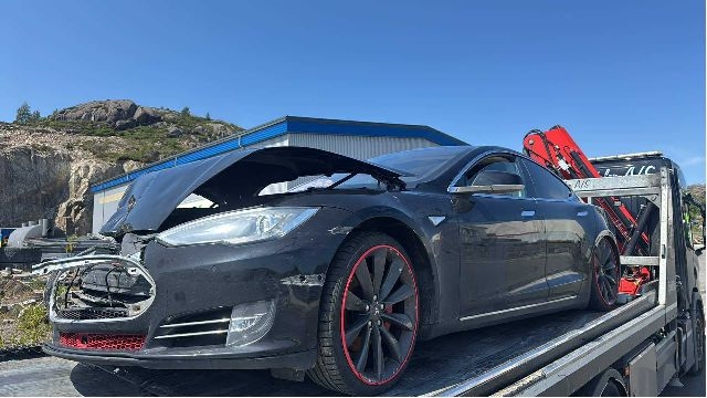 Tesla Model S 2013-2016 (Fase 1) , Motorkode: L2S, Girkassekode: 