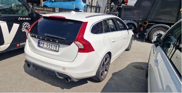 Volvo V60 2010-2013 (Type I, Fase 1) , Motorkode: D4162T, Girkassekode: