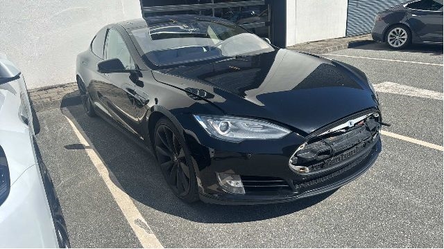 Tesla Model S 2013-2016 (Fase 1) , Motorkode: L1S, Girkassekode: 