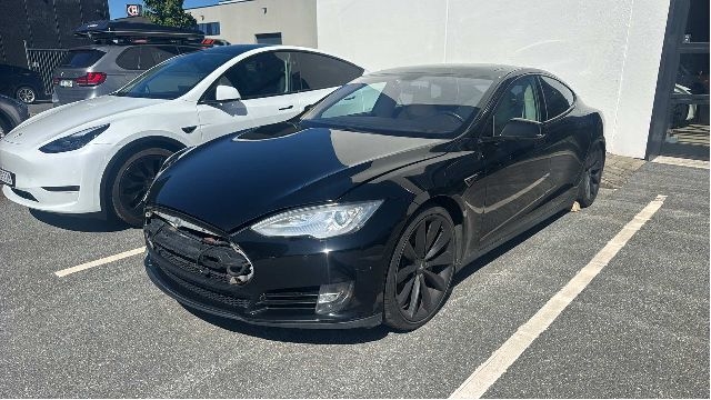 Tesla Model S 2013-2016 (Fase 1) , Motorkode: L1S, Girkassekode: 