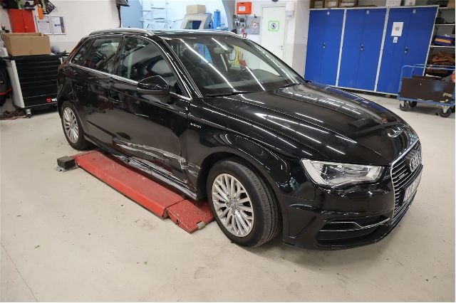 Audi A3 2012-2016 (Type III, Fase 1) , Motorkode: CUKB, Girkassekode: RNU