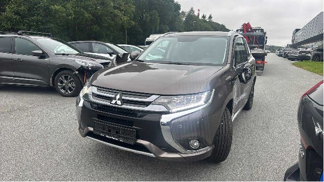 Mitsubishi Outlander 2015-->> (Type III, Fase 2) , Motorkode: 4B11, Girkassekode: