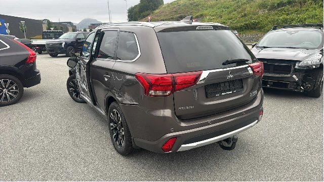 Mitsubishi Outlander 2015-->> (Type III, Fase 2) , Motorkode: 4B11, Girkassekode: