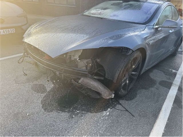 Tesla Model S 2013-2016 (Fase 1) , Motorkode: L1S, Girkassekode: 