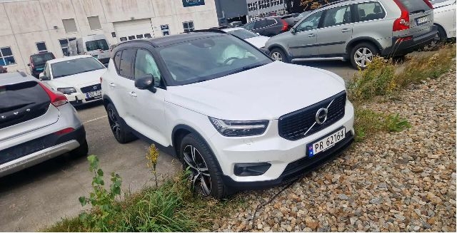 Volvo XC40 2018-2024 , Motorkode: B3154T5, Girkassekode: 