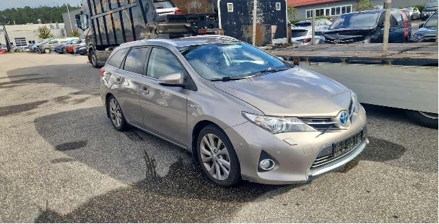 Toyota Auris 2013-2015 (Type II, Fase 1) , Motorkode: 2ZR-FXE, Girkassekode: 