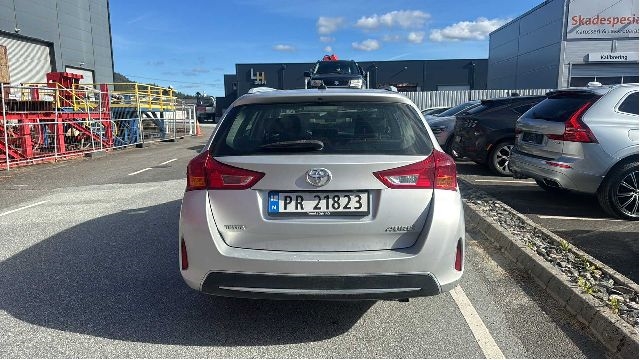 Toyota Auris 2013-2015 (Type II, Fase 1) , Motorkode: 1ZR-FAE, Girkassekode: 