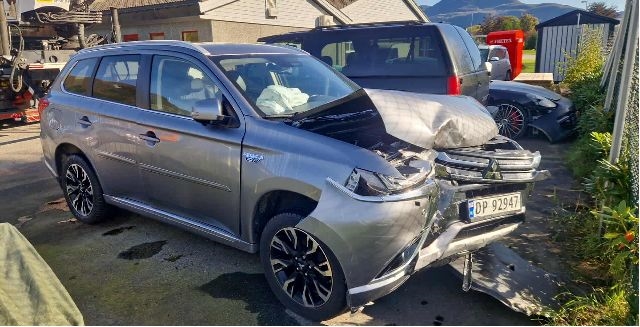 Mitsubishi Outlander 2015-->> (Type III, Fase 2) , Motorkode: 4B11, Girkassekode: 