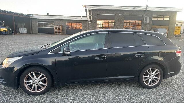 Toyota Avensis 2009-2015 (Type III, Fase 1) , Motorkode: 1AD-FTV, Girkassekode: