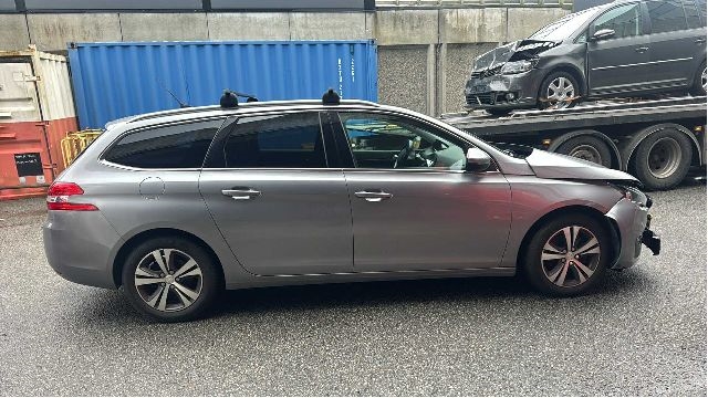 Peugeot 308 2013-2021 (Type II) , Motorkode: HNY, Girkassekode: 