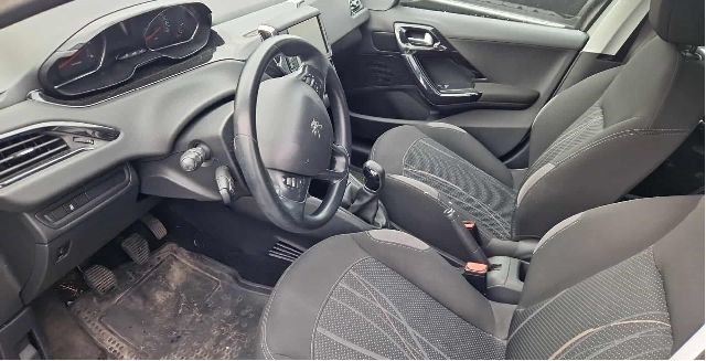 Peugeot 208 2012-2019 (Type I) , Motorkode: 8HR, Girkassekode: 