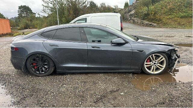 Tesla Model S 2016-2021 (Fase 2) , Motorkode: L2S, Girkassekode: 