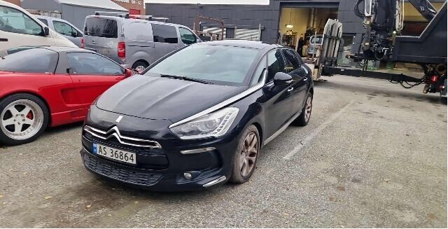 Citroën DS5 2012-2017 , Motorkode: 9HD, Girkassekode: 