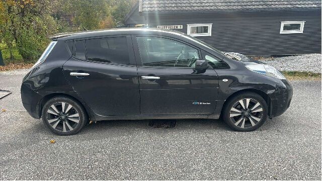 Nissan Leaf 2011-2017 (Type I) , Motorkode: EM57, Girkassekode: 