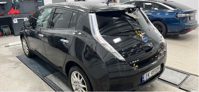 Nissan Leaf 2011-2017 (Type I) , Motorkode: EM57, Girkassekode: 