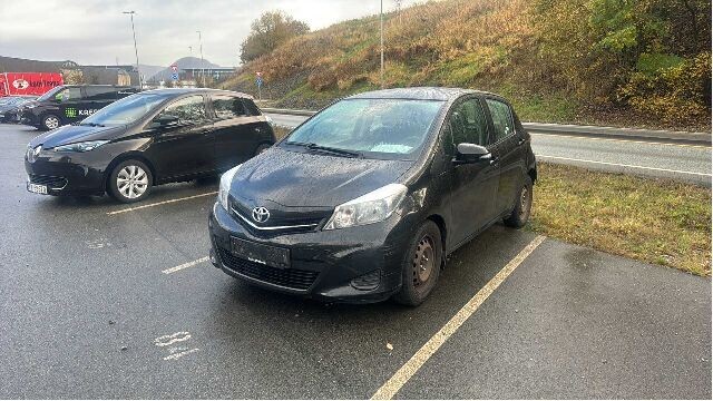 Toyota Yaris 2012-2014 (Type III, Fase 1) , Motorkode: 1NR-FE, Girkassekode: