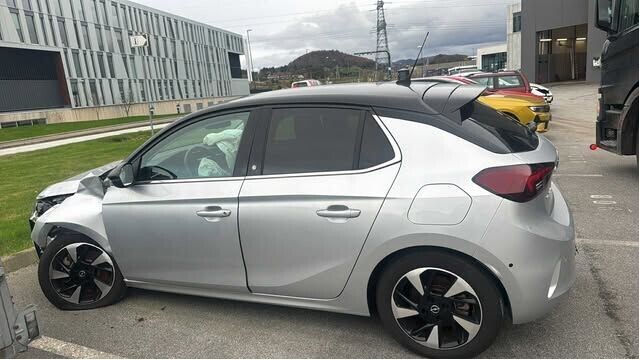 Opel Corsa F 2019-->> , Motorkode: ZKX, Girkassekode: 