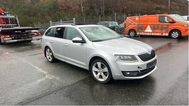 Škoda Octavia 2013-2016 (Type III, Fase 1) , Motorkode: CJSB, Girkassekode: QMH