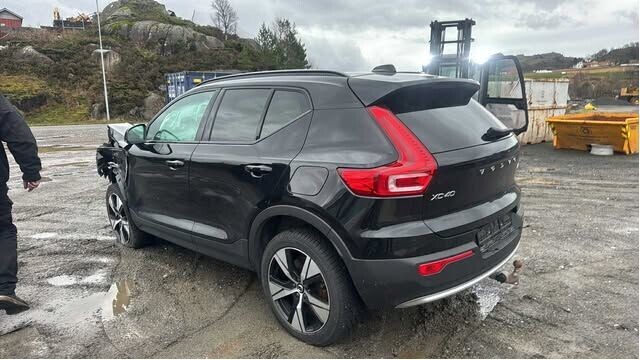 Volvo XC40 2018-2024 , Motorkode: E400V2, Girkassekode: 