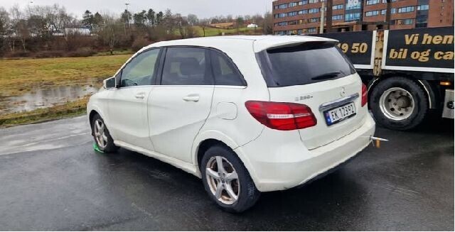 Mercedes B-Klasse 2011-2018 (W246) (W246), Motorkode: EM780.990, Girkassekode: 