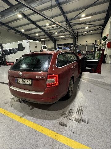 Škoda Octavia 2013-2016 (Type III, Fase 1) , Motorkode: CHPA, Girkassekode: PYU