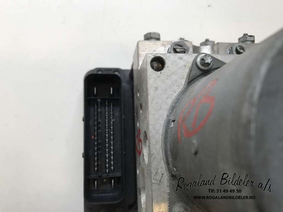 ABS sentral til Mercedes E-Klasse 2006-2009 (Fase 2) (W211) (W211) (MERCEDES|A 211 431 20 12|A 211 431 15 12|)