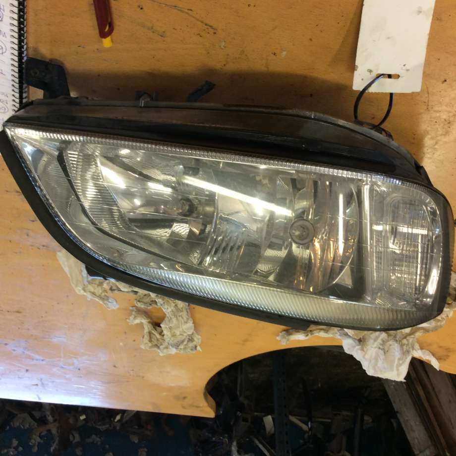 Frontlykt høyre halogen til Opel Zafira A 1999-2005 (OPEL|9118792|)