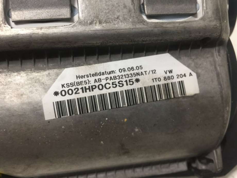 Airbag passasjer til VW Caddy 2004-2010 (Type III, Fase 1) (VOLKSWAGEN|1T0 880 204 A|)